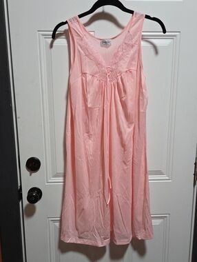 Womens Vanity Fair Chemise Night Gown Size Med